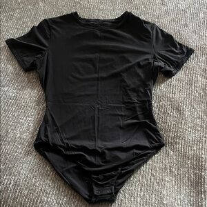 Skims Fits Everybody Short Sleeve Body Suit